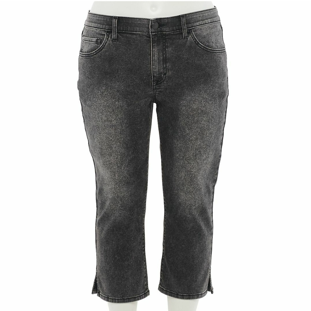 Evri Women's Mid-Rise Cropped Jeans Gray Wash - Size 24W